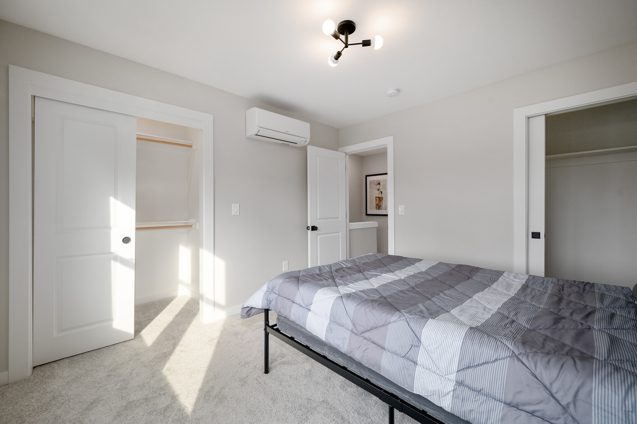 Building Photo - 2834 N Crater Ln