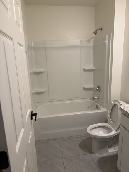 Building Photo - 2193 Farmhouse Rd SE