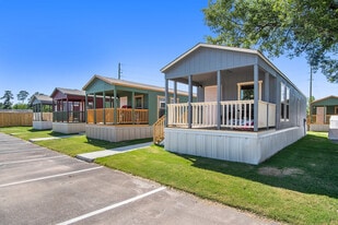 Building Photo - 31449 Wisteria Rd