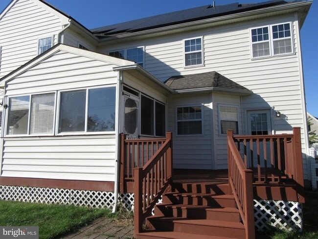 Building Photo - 107 Mallard Way
