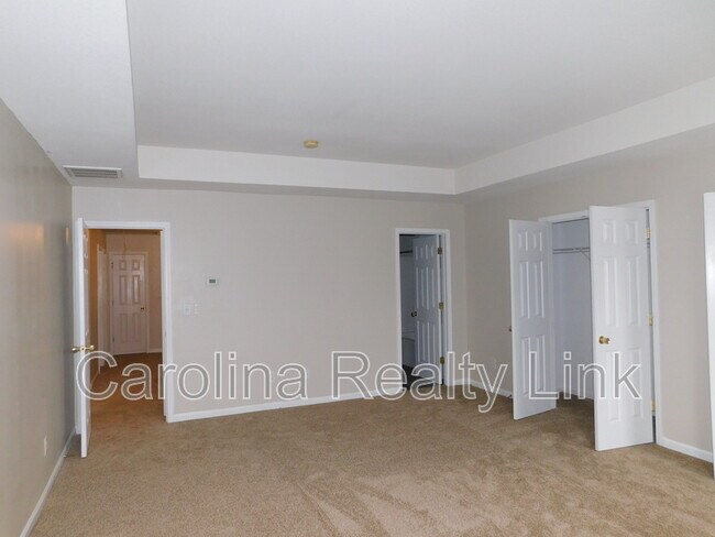 Building Photo - 3131 Decapolis Dr