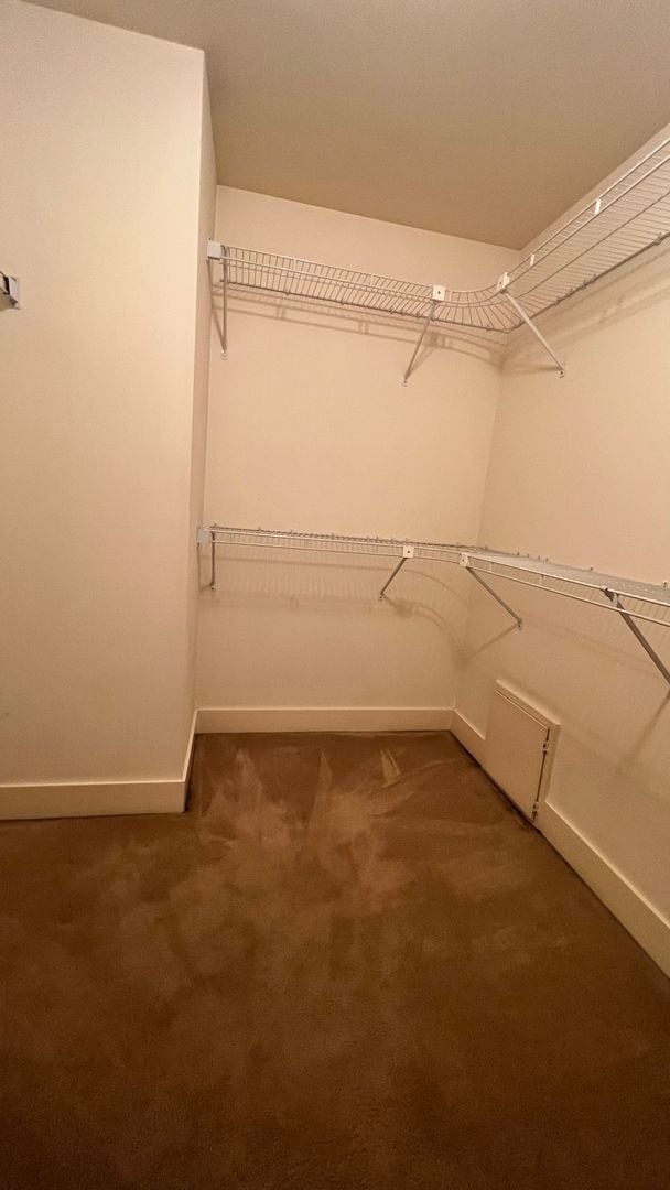 Building Photo - Spacious Devonshire Gem – 3 Bed, 2.5 Bath ...