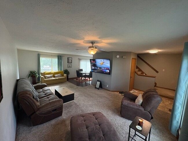 Building Photo - 4 Bedroom West Lafayette Home!