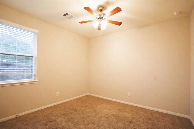 Building Photo - 3303 Windsor Ranch Ln