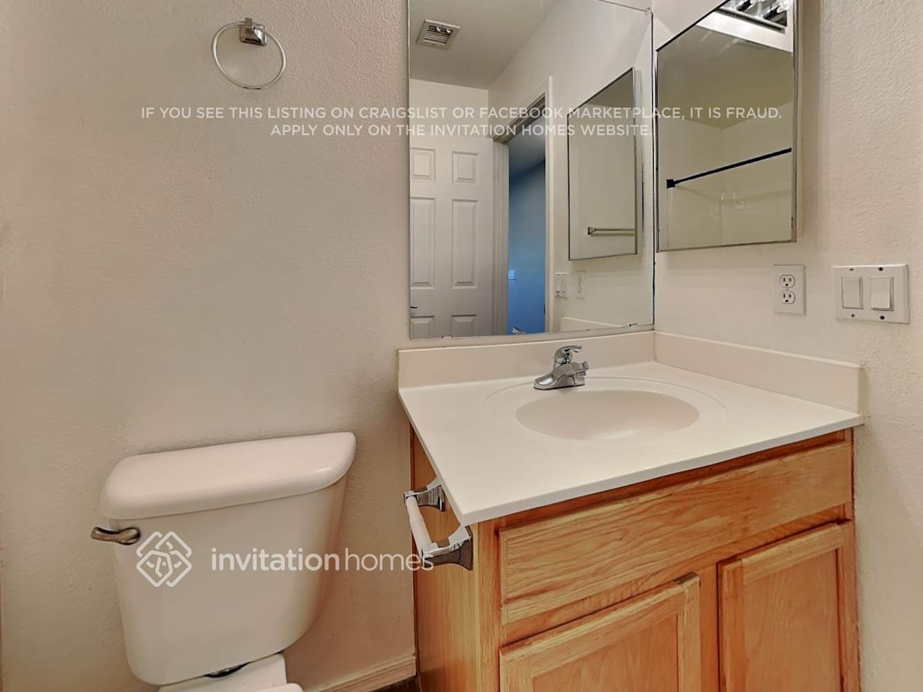 Building Photo - 3544 N Tirol Cir