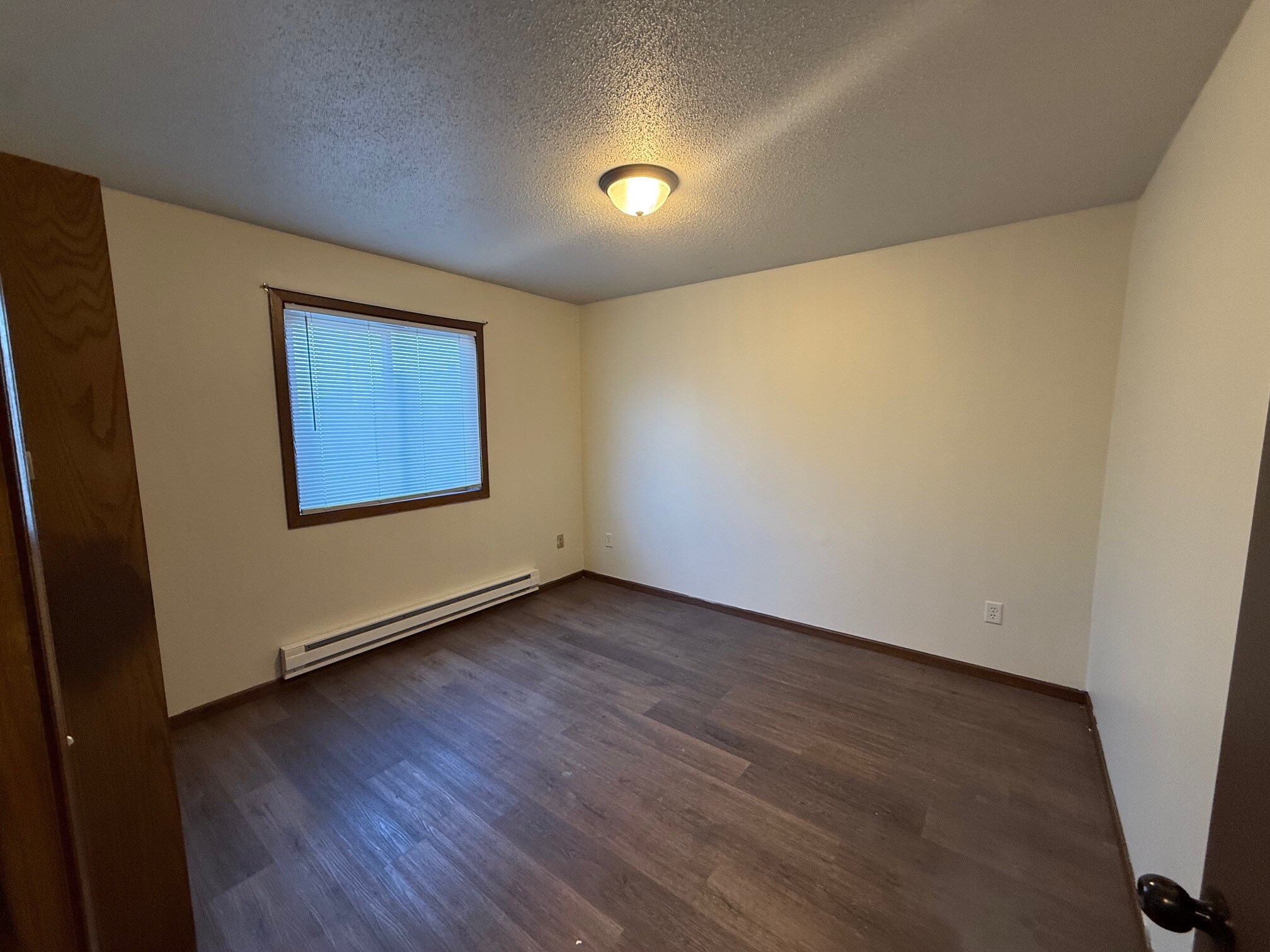 Building Photo - 1035 Green Bay St