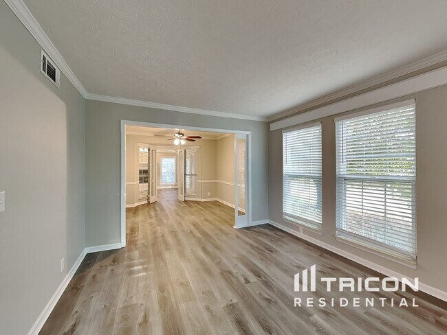 Building Photo - 100 Chitwood Ct