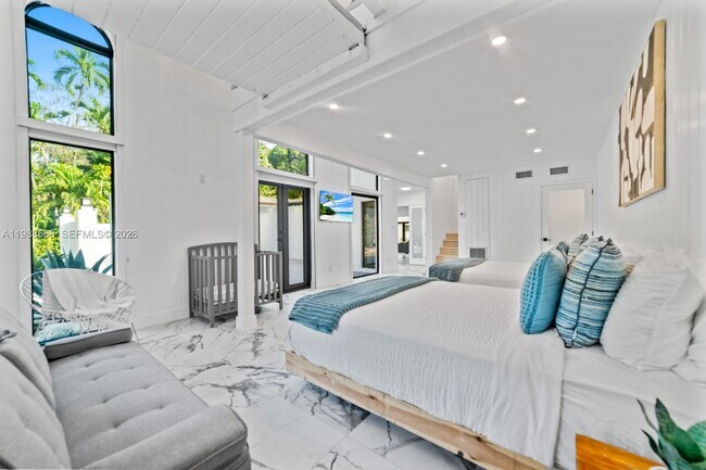 Building Photo - 1730 NE 137th Terrace