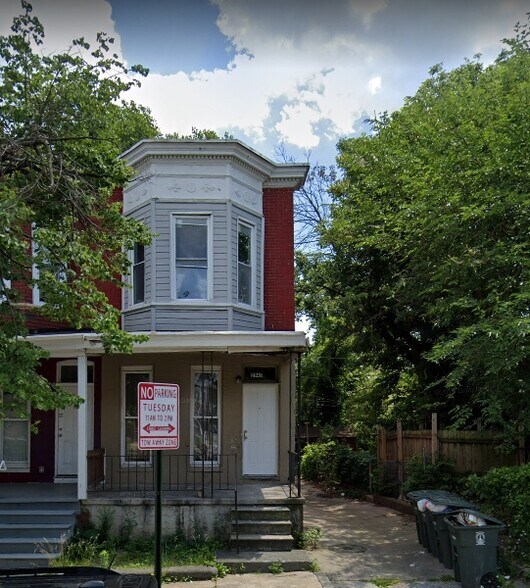 Building Photo - 2945 Walbrook Ave