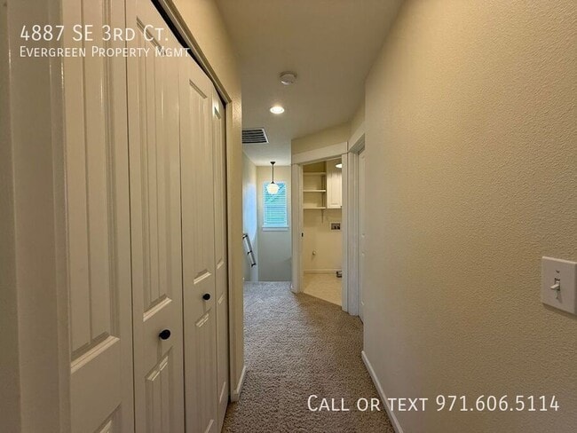 Building Photo - 4887 SE 3rd Ct