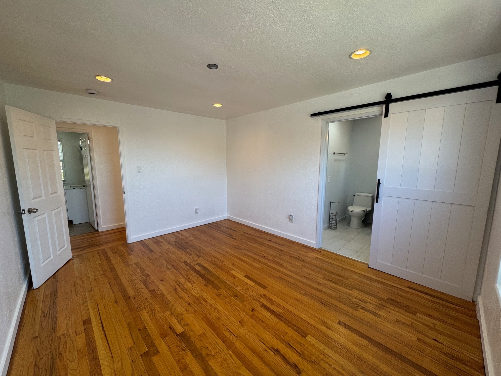 Building Photo - 1968 Manchester Rd