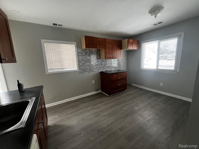 Building Photo - 5626 Merrick St