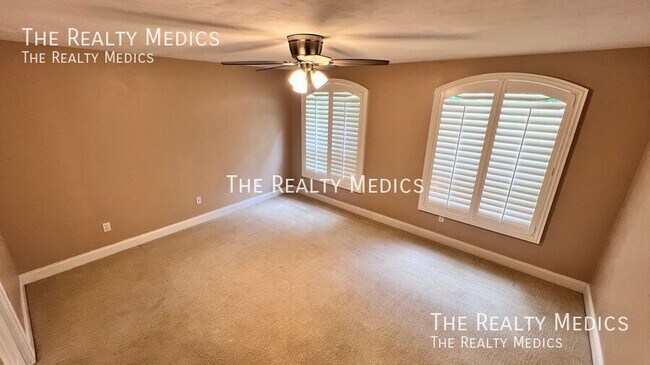 Building Photo - 3769 Grove View Ln