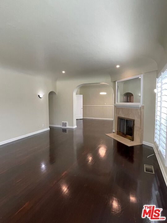 Building Photo - 1348 S Rimpau Blvd