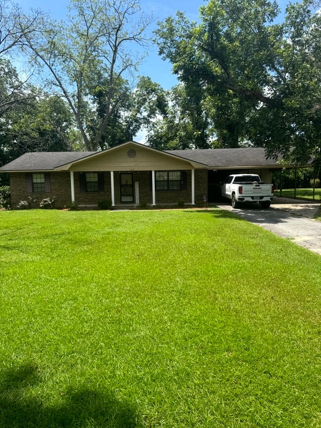 Building Photo - 105 Rabun Ave