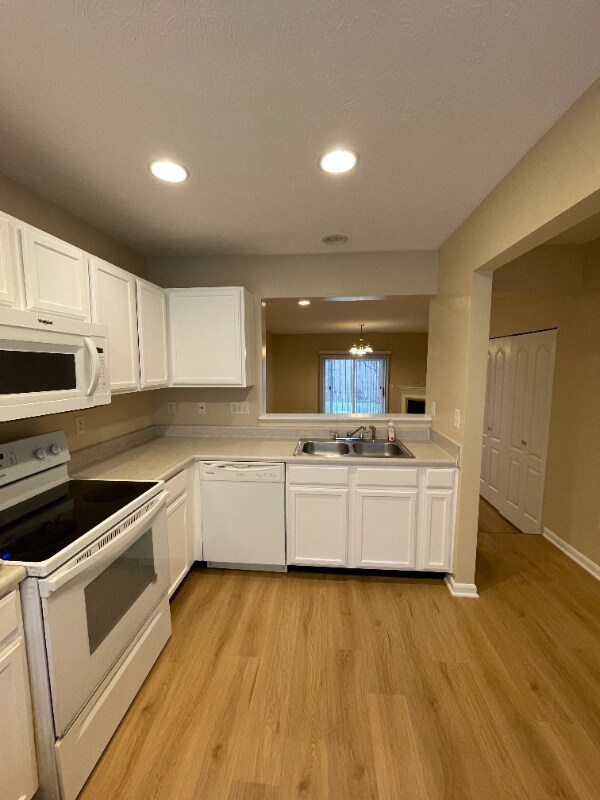 Building Photo - 4150 Spanish Bay Dr