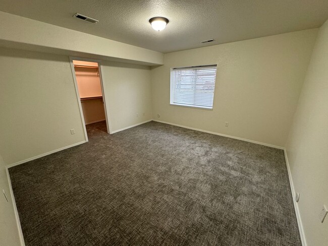 Building Photo - 4 Bedroom + Home Office in D20 Home in Nor...