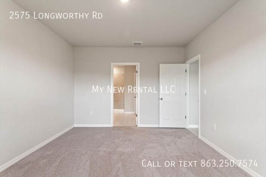 Building Photo - 2575 Longworthy Rd