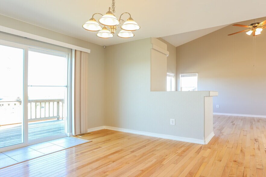 Building Photo - 3705 S Quatar Way