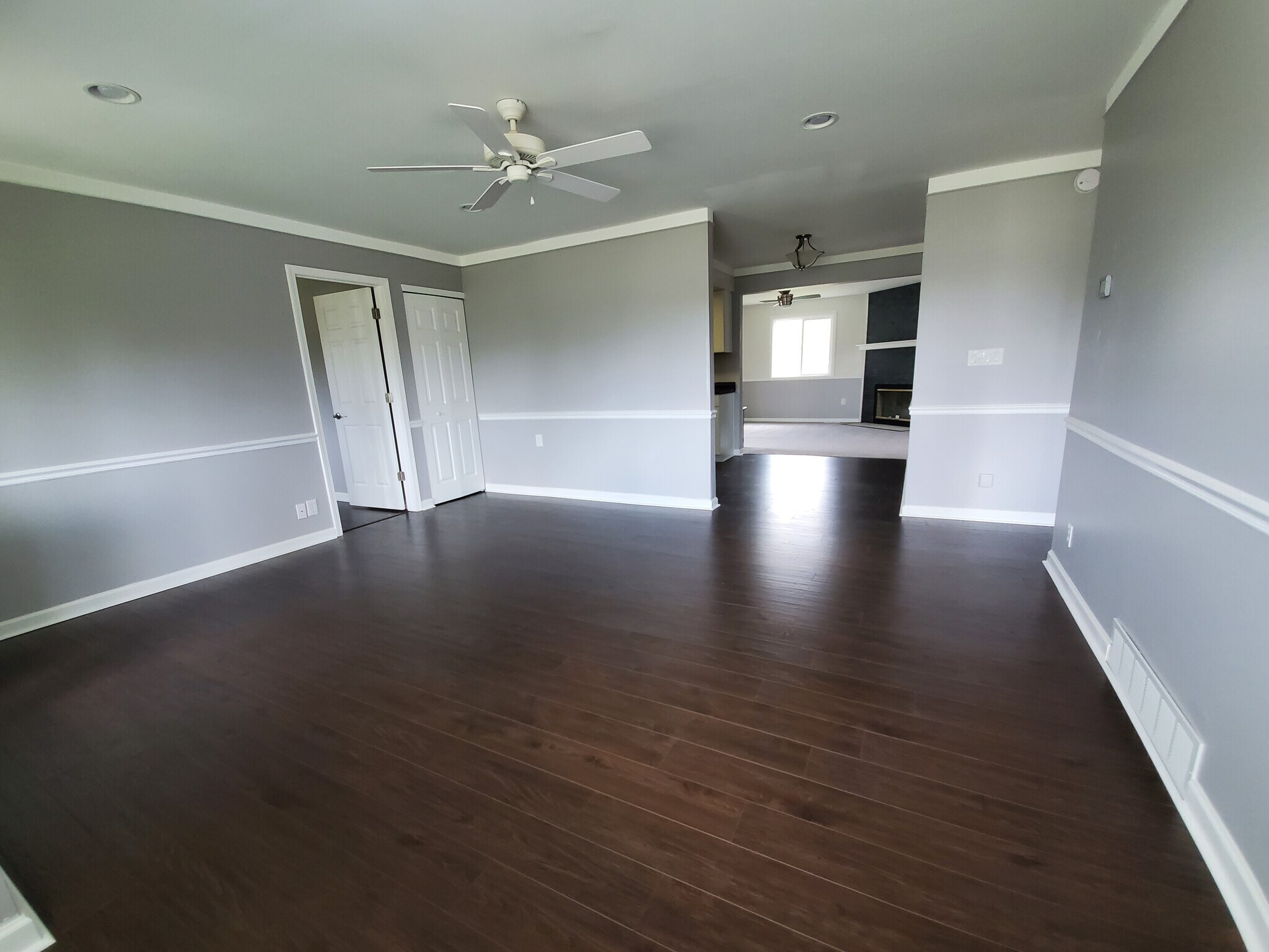 Family room - 1411 Parke Street