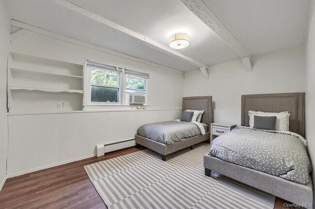 Building Photo - 31 Gleason Dr