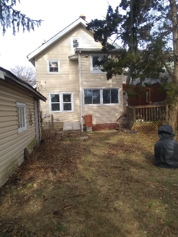 Building Photo - 167 E Longview Ave