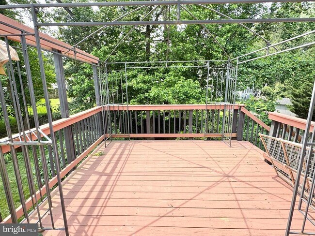 Building Photo - 35 Live Oak Ln