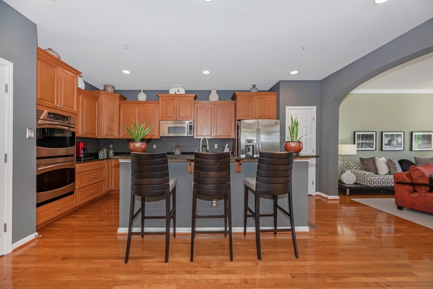 Kitchen with double ovens - 2507 Mill Race Rd