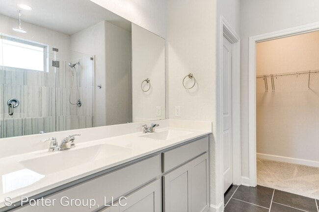 Building Photo - 3 br, 2 bath House - 240 Melody Meadows