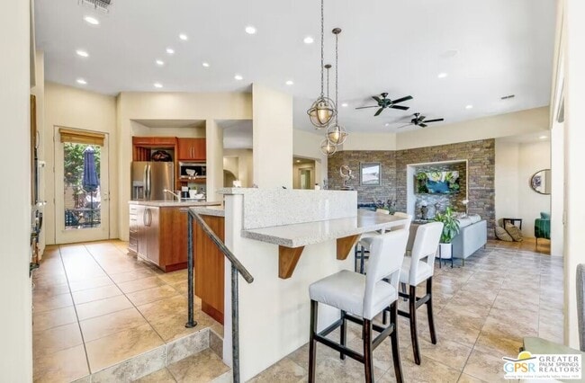 Building Photo - 79800 Vía Sin Cuidado