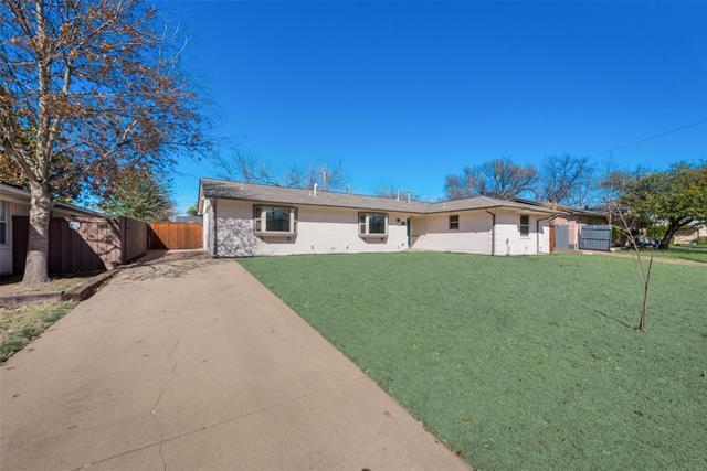 Building Photo - 8611 Hanford Dr