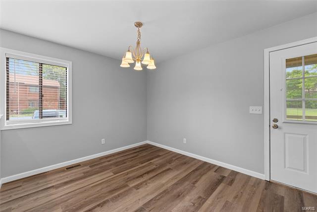 Building Photo - 250 Cedar Grove Dr