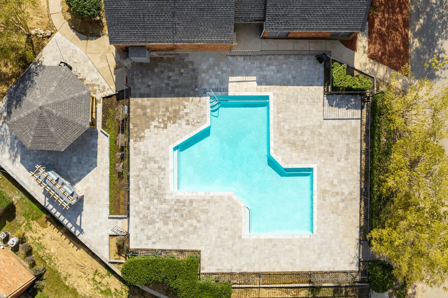 Building Photo - The Bowery