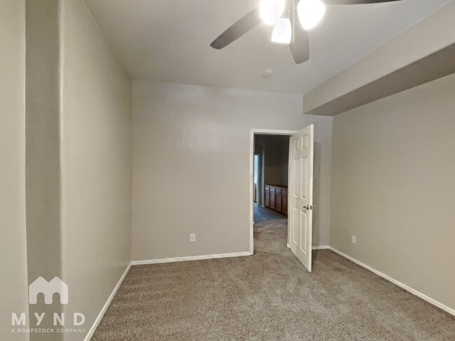 Building Photo - 2891 E Beechnut Pl