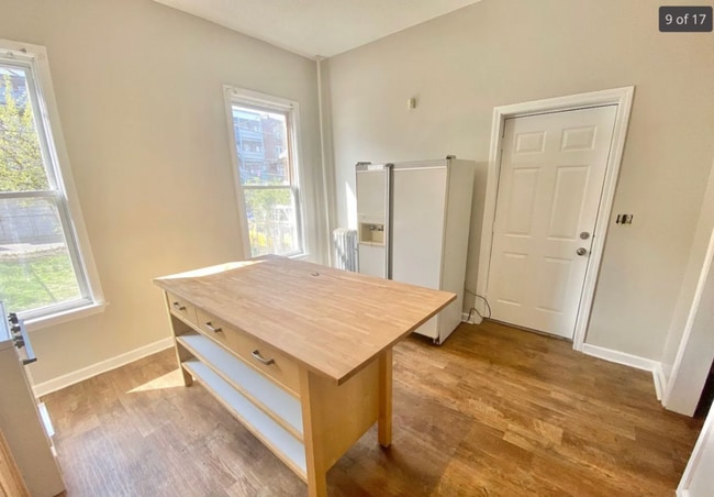 Building Photo - 193 Beech St