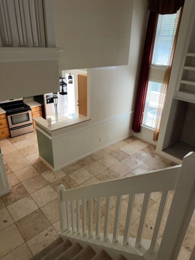 Building Photo - 15 Berrymore Ct