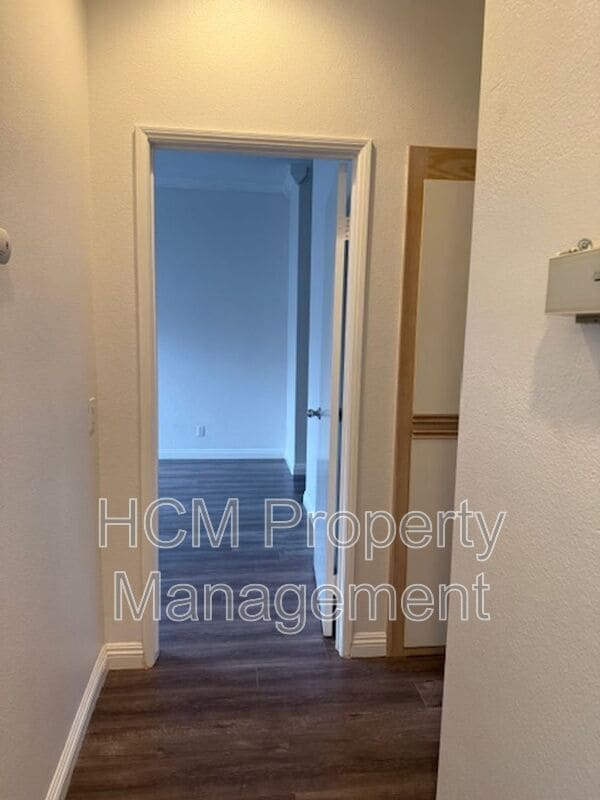 Building Photo - 28384 Pueblo Dr