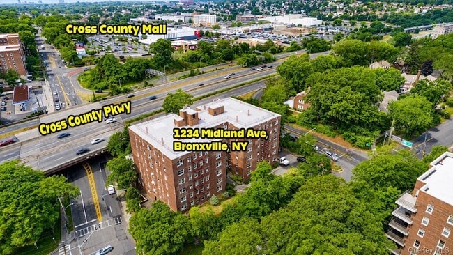 Building Photo - 1234 Midland Ave