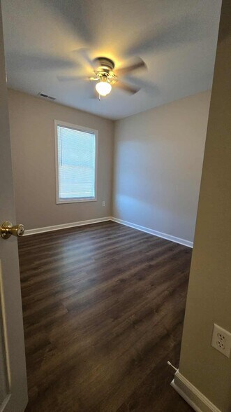 Building Photo - 511 National Ave