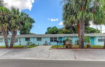 Building Photo - 6007 Van Buren St