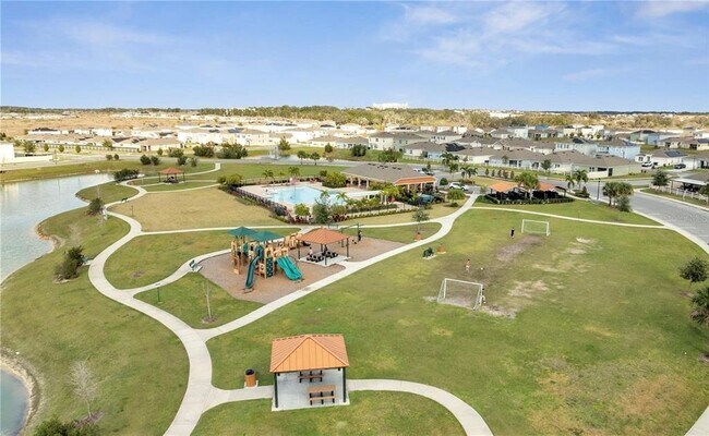 Building Photo - 417 Noble Ave