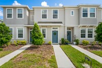 Building Photo - 6240 Fairmont Ln