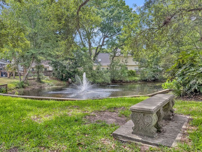 Building Photo - Coastal Convenience in the Heart of Mount Pleasant