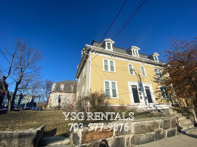 Building Photo - 27 Linwood St