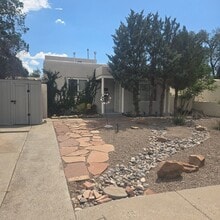 Building Photo - 4 Bedroom House