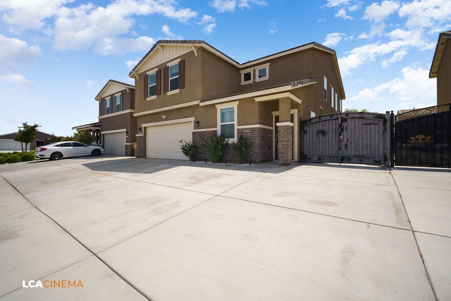 Building Photo - 5805 Commonwealth Ave