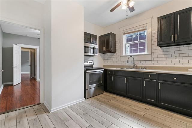 Building Photo - 1029 Lamanche St