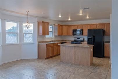 Building Photo - 3-Bed 2.5 Baths  in Northeast El Paso.