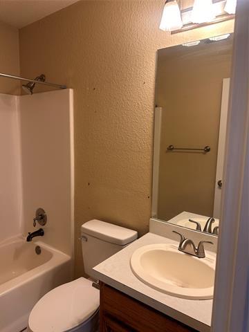 Building Photo - 3834 Purdue Ln