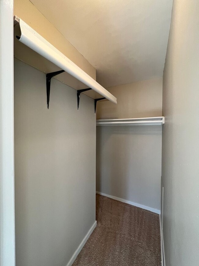 Building Photo - 2508 Crosstimbers Terrace